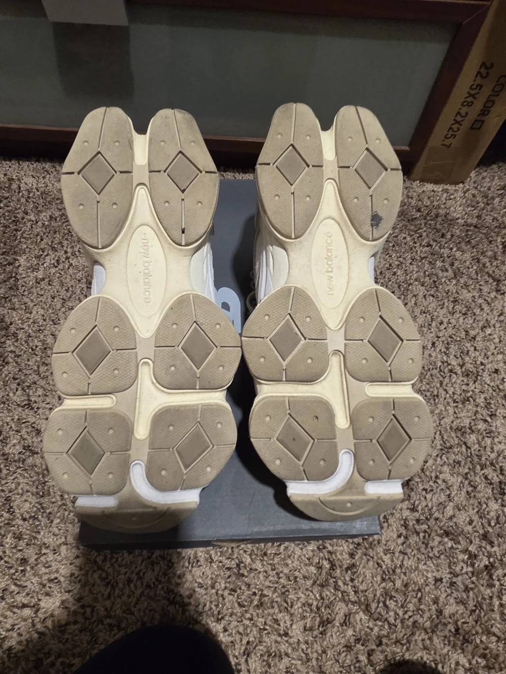 New Balance Beige Lifestyle Sneaker Box — 9060 Label - Picture 3 of 6